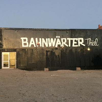 BAHNWÄRTER THIEL SUPER PAPER